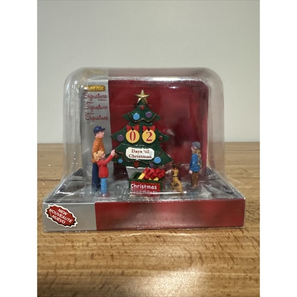 Lemax Other - 2013 LEMAX Countdown to Christmas #33011 Table Accent Tree Children Dog